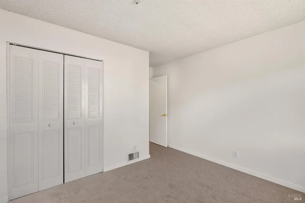 2515 Coffey Lane Santa Rosa, CA 95403