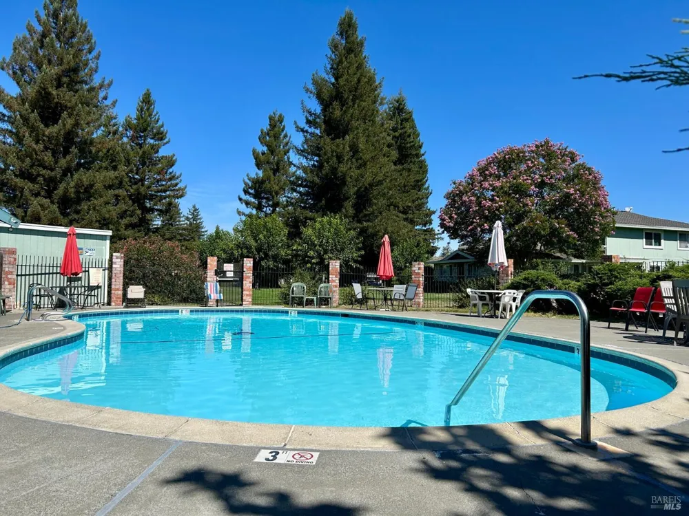 2515 Coffey Lane Santa Rosa, CA 95403
