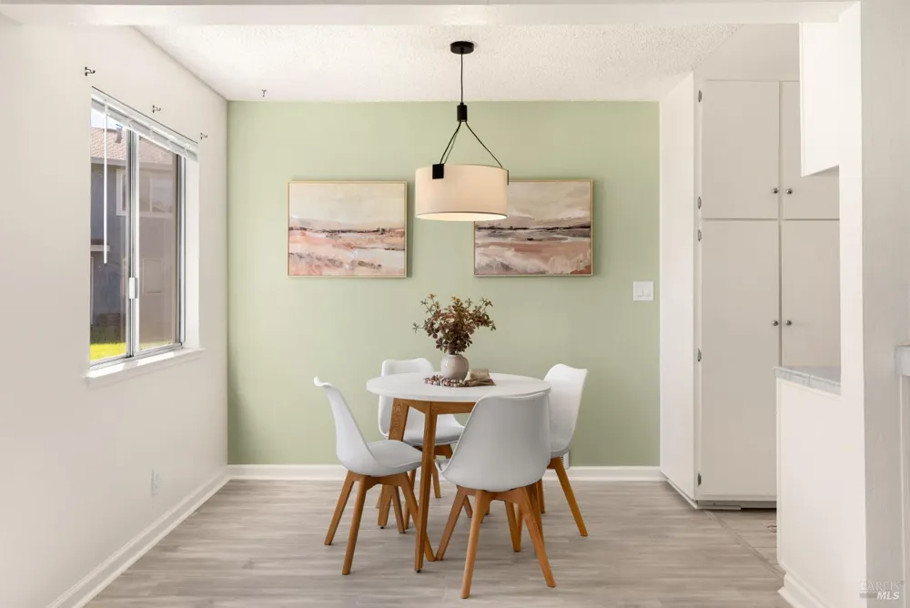 2515 Coffey Lane Santa Rosa, CA 95403