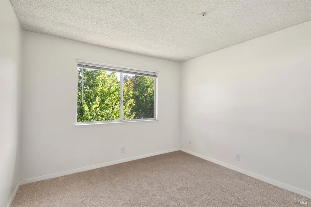 2515 Coffey Lane Santa Rosa, CA 95403