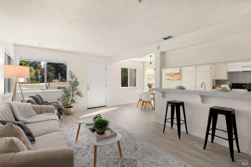2515 Coffey Lane Santa Rosa, CA 95403