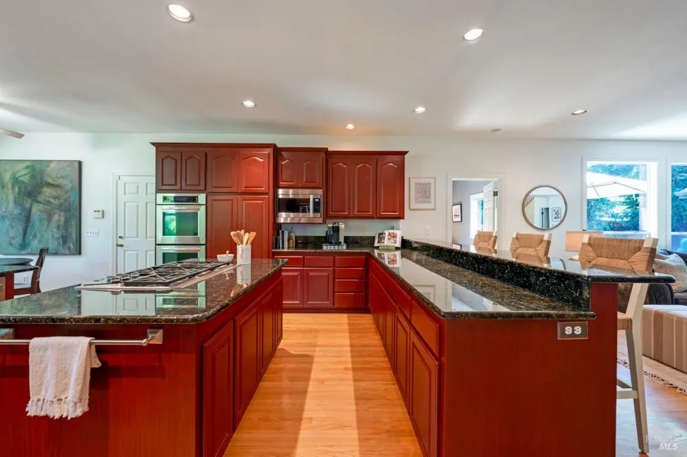 934 Fairway Drive Sonoma, CA 95476