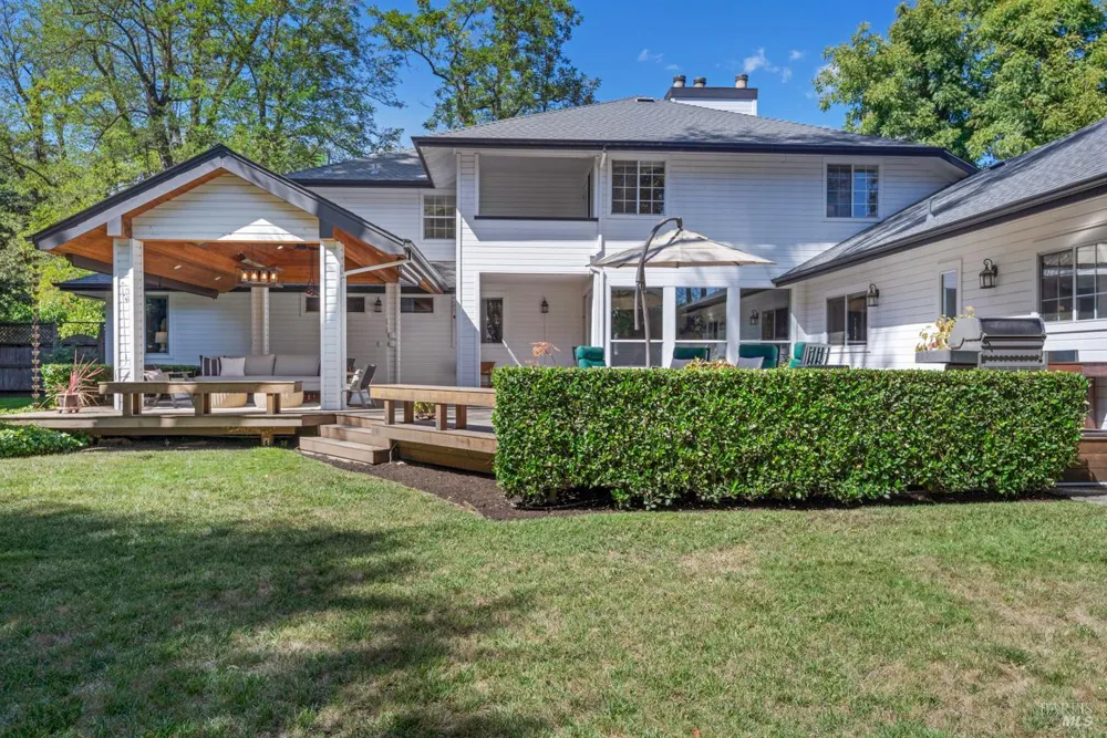 934 Fairway Drive Sonoma, CA 95476