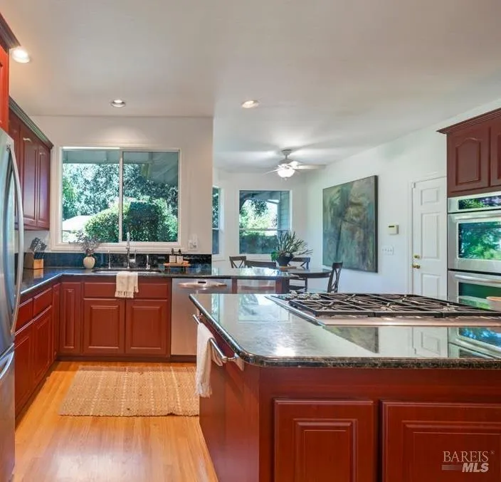 934 Fairway Drive Sonoma, CA 95476