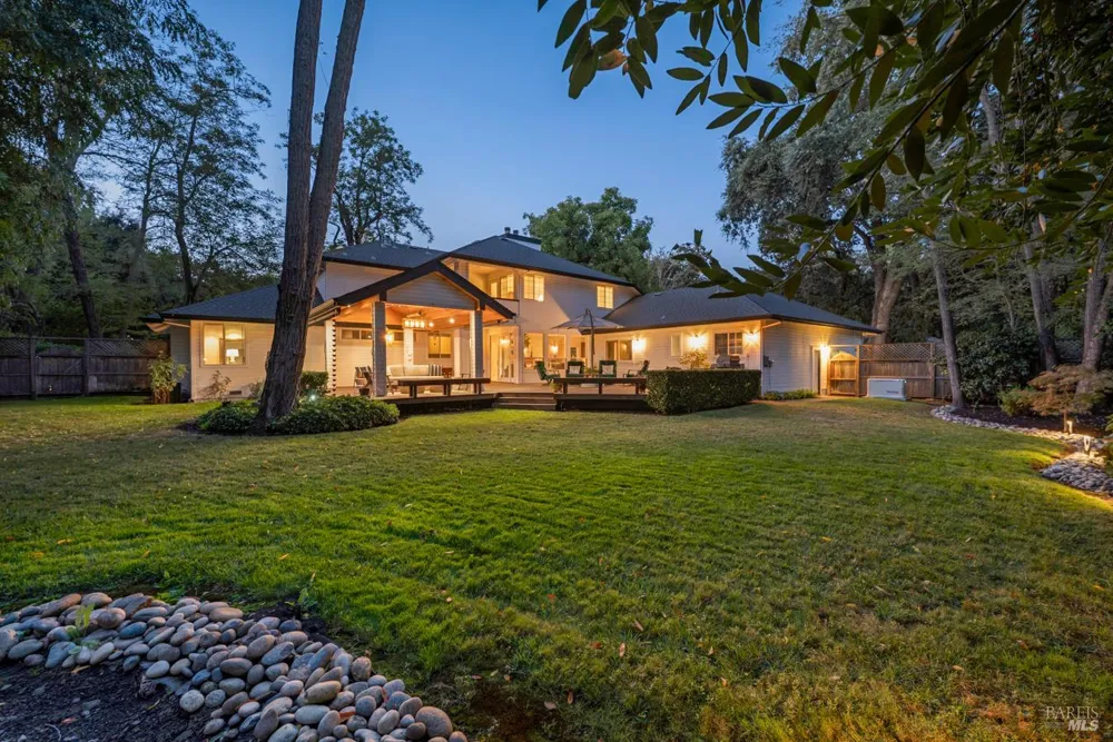 934 Fairway Drive Sonoma, CA 95476