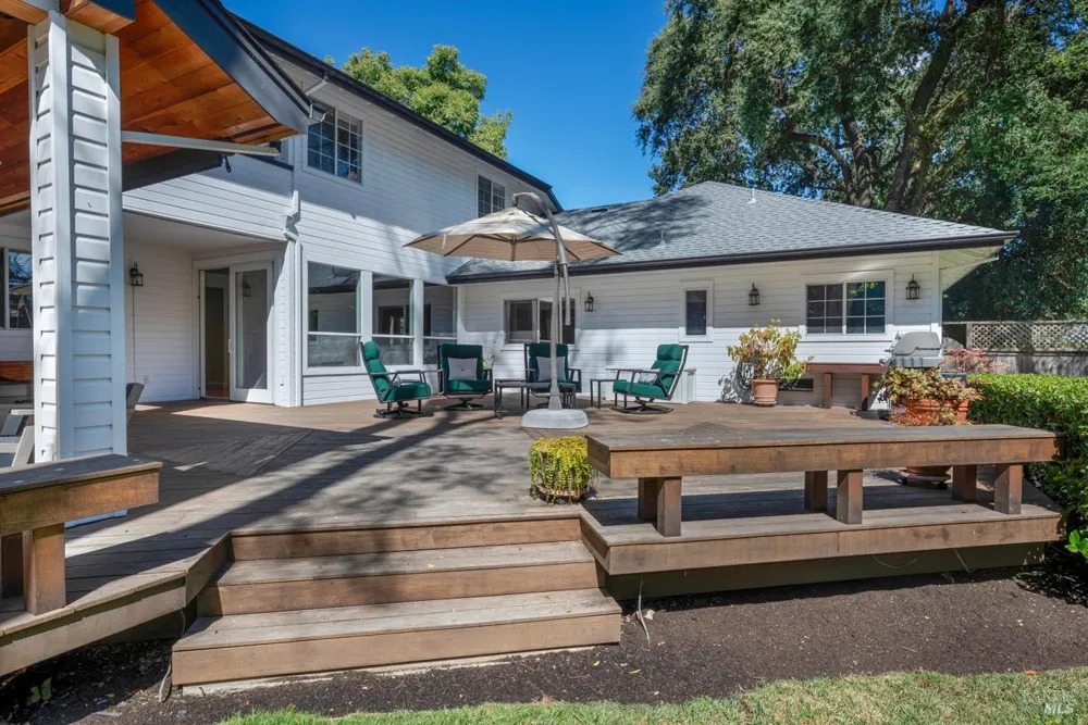 934 Fairway Drive Sonoma, CA 95476