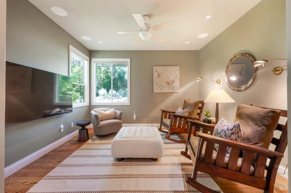 934 Fairway Drive Sonoma, CA 95476