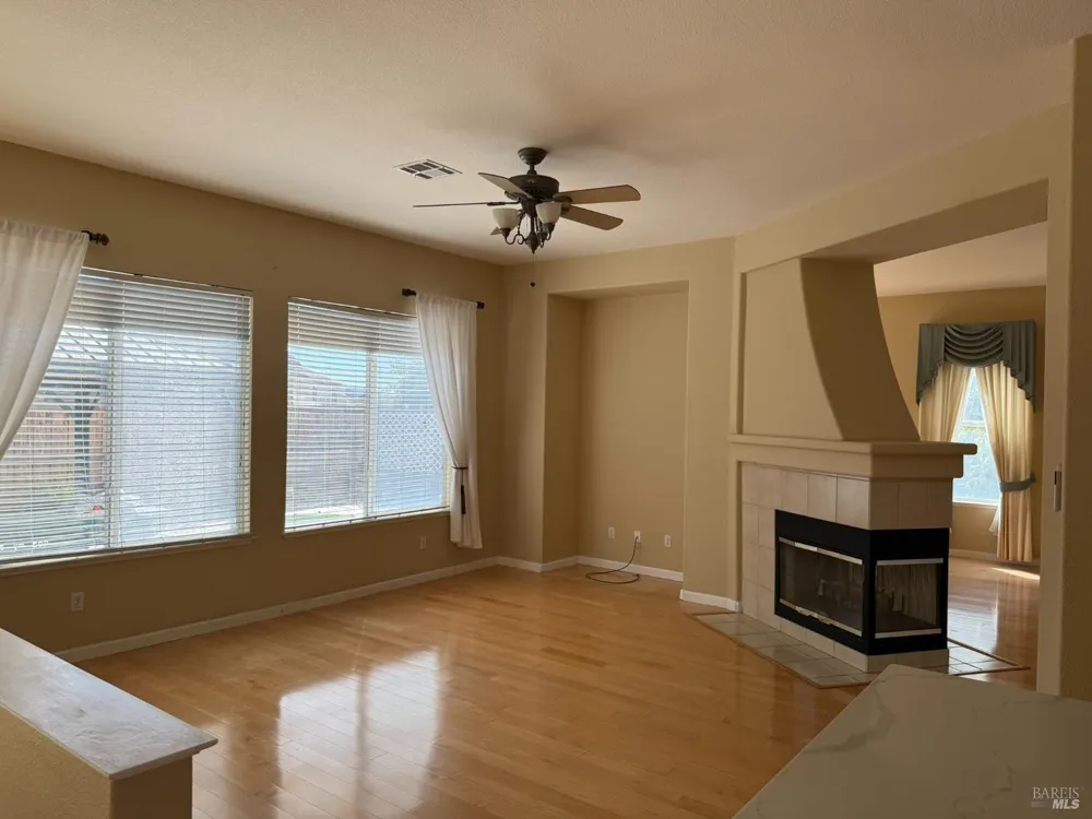 3420 Edgewater Place Vallejo, CA 94591