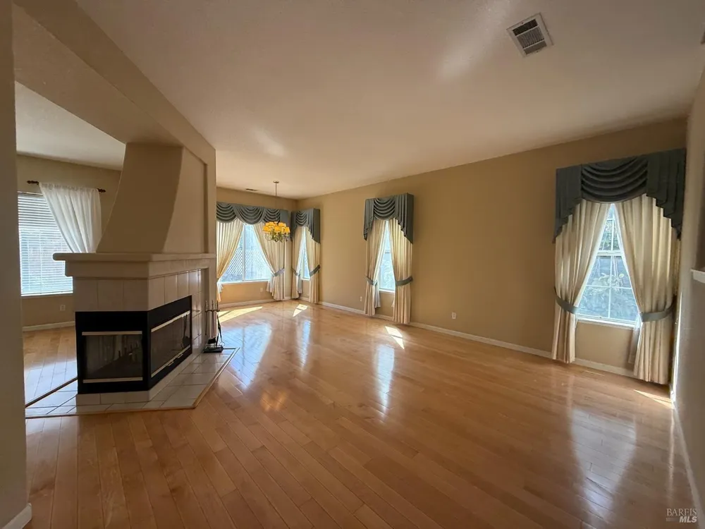 3420 Edgewater Place Vallejo, CA 94591