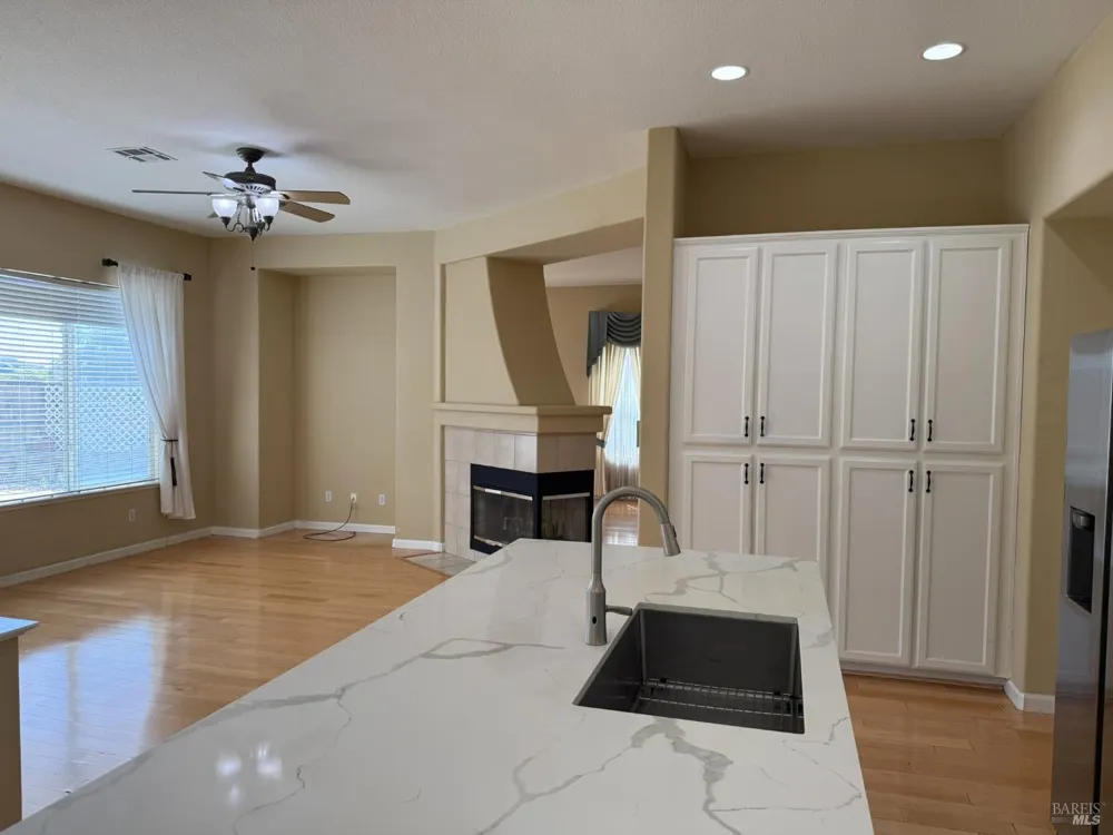 3420 Edgewater Place Vallejo, CA 94591