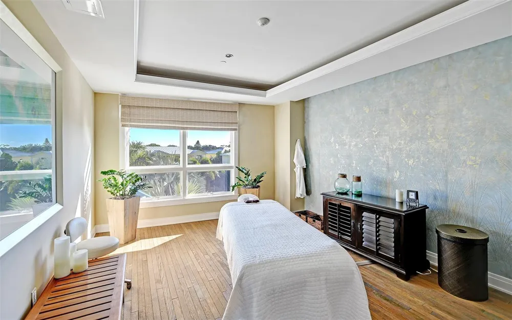 915 SEASIDE DRIVE #504, Weeks 6-7 Sarasota, FL 34242