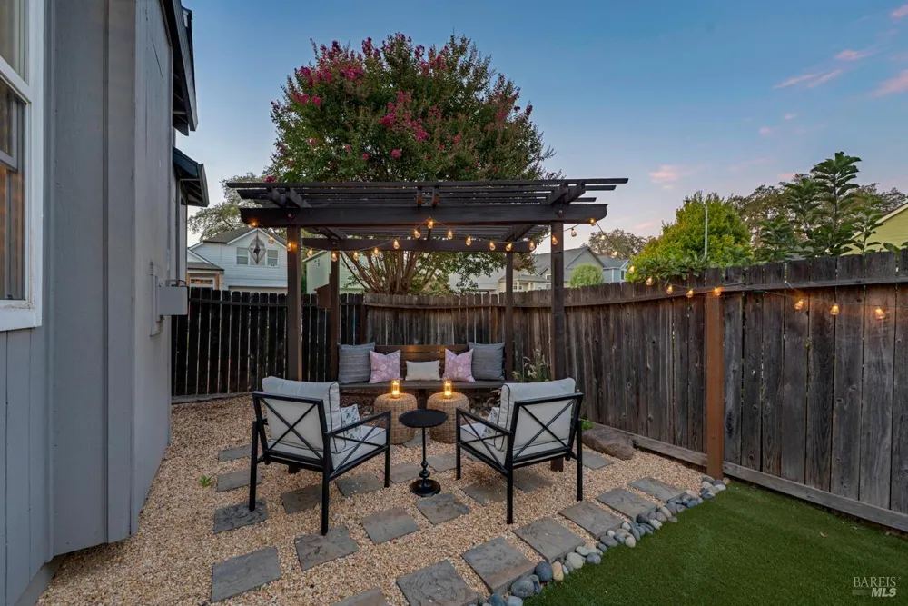 178 Esposti Meadows Way Santa Rosa, CA 95403