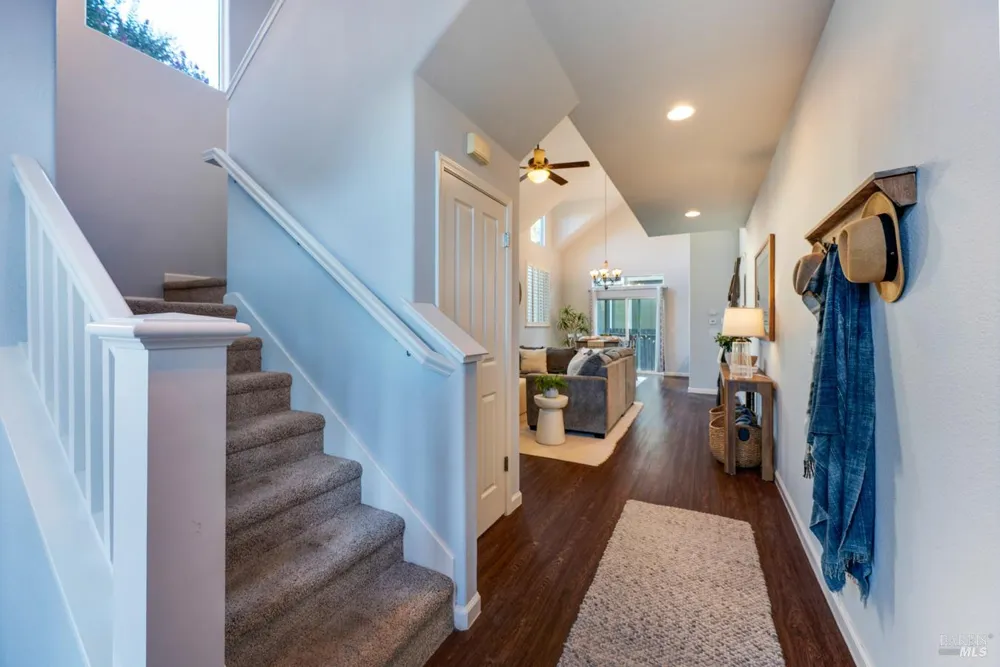 178 Esposti Meadows Way Santa Rosa, CA 95403