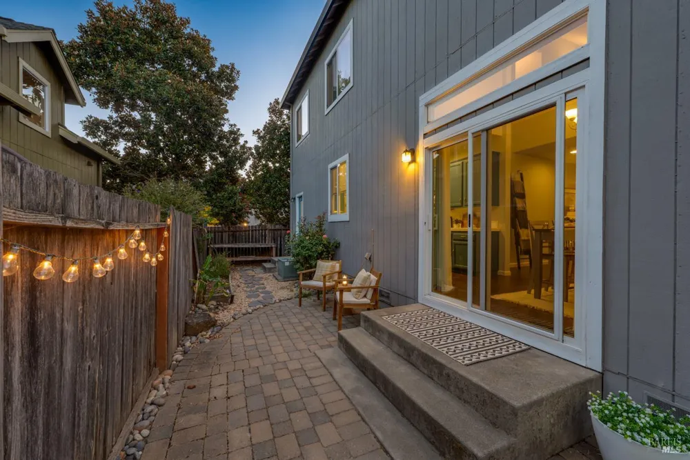 178 Esposti Meadows Way Santa Rosa, CA 95403