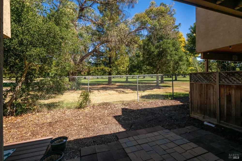 2984 Yulupa Avenue Santa Rosa, CA 95405