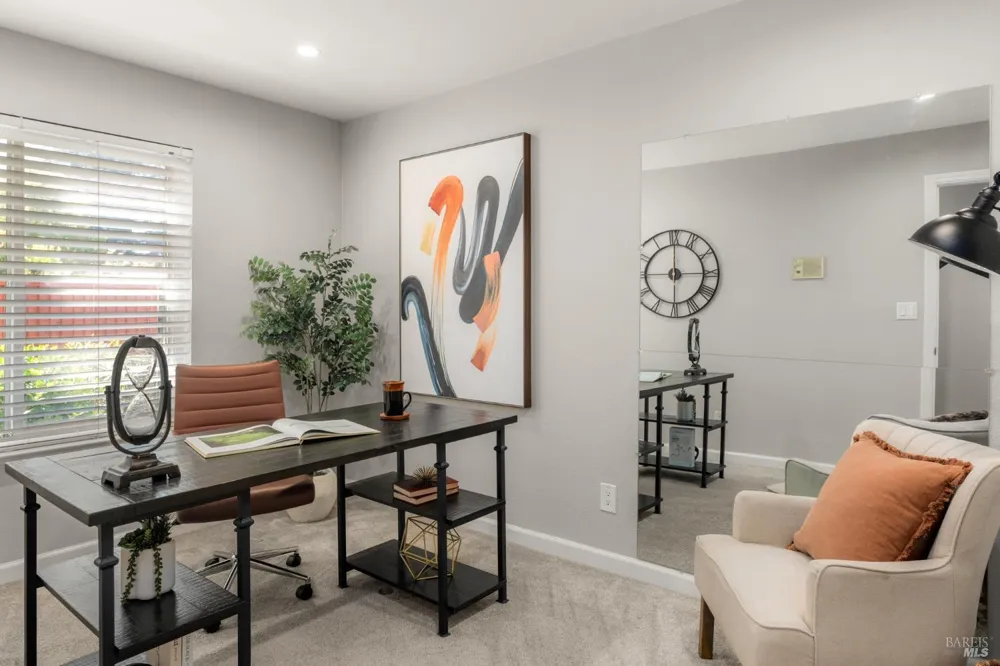 2984 Yulupa Avenue Santa Rosa, CA 95405