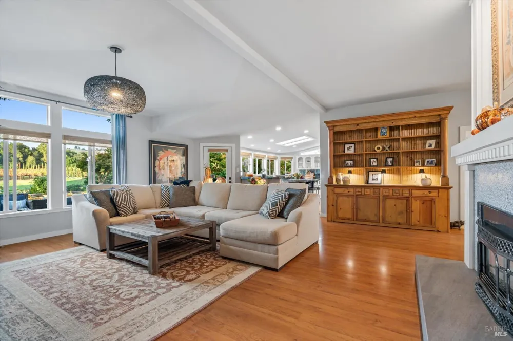 531 Limerick Lane Healdsburg, CA 95448