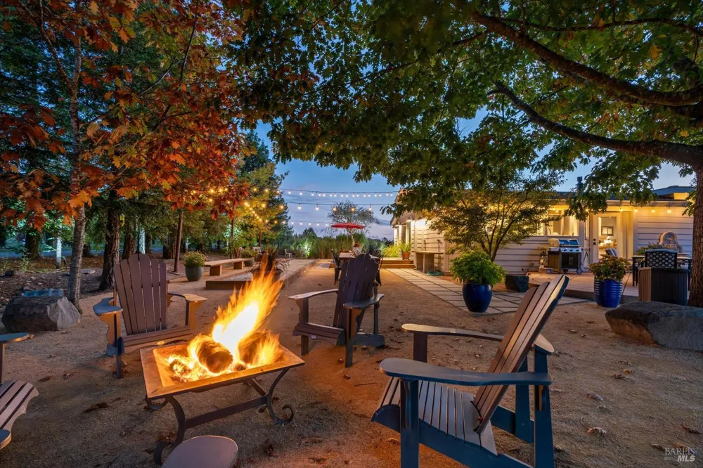 531 Limerick Lane Healdsburg, CA 95448