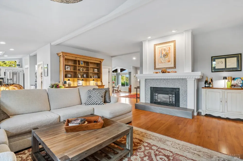 531 Limerick Lane Healdsburg, CA 95448