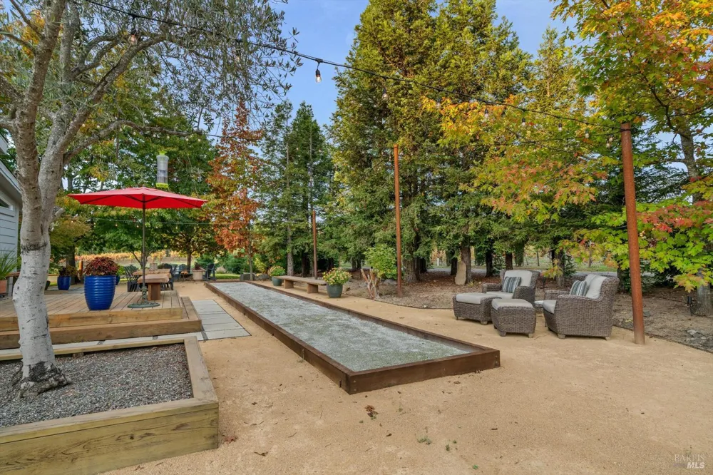 531 Limerick Lane Healdsburg, CA 95448