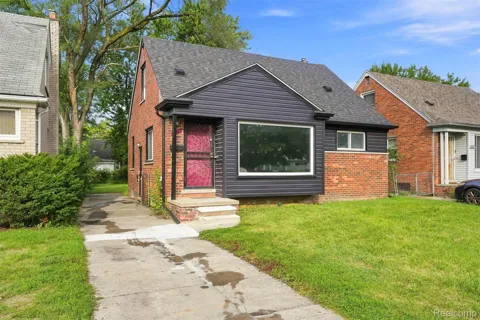 12827 Woodbine