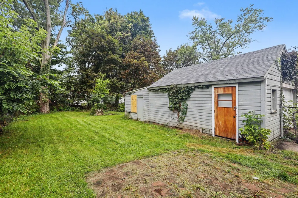 717 Washburn Avenue Kalamazoo Charter Township, MI 49048