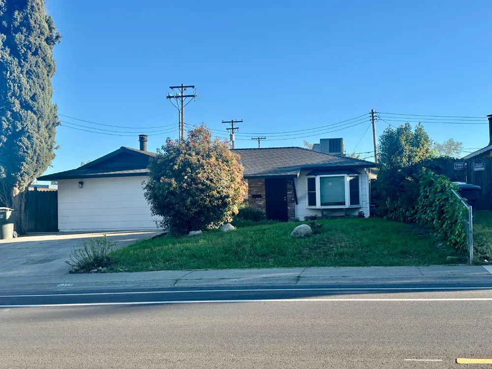 6318 Coyle Avenue Carmichael, CA 95608