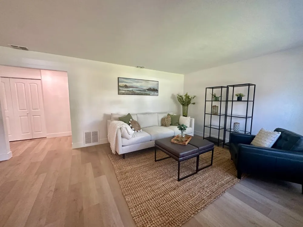 6318 Coyle Avenue Carmichael, CA 95608