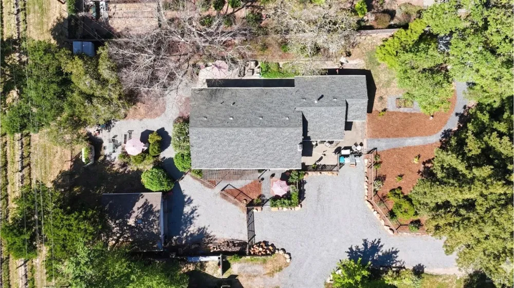 2142 Laguna Road Santa Rosa, CA 95401