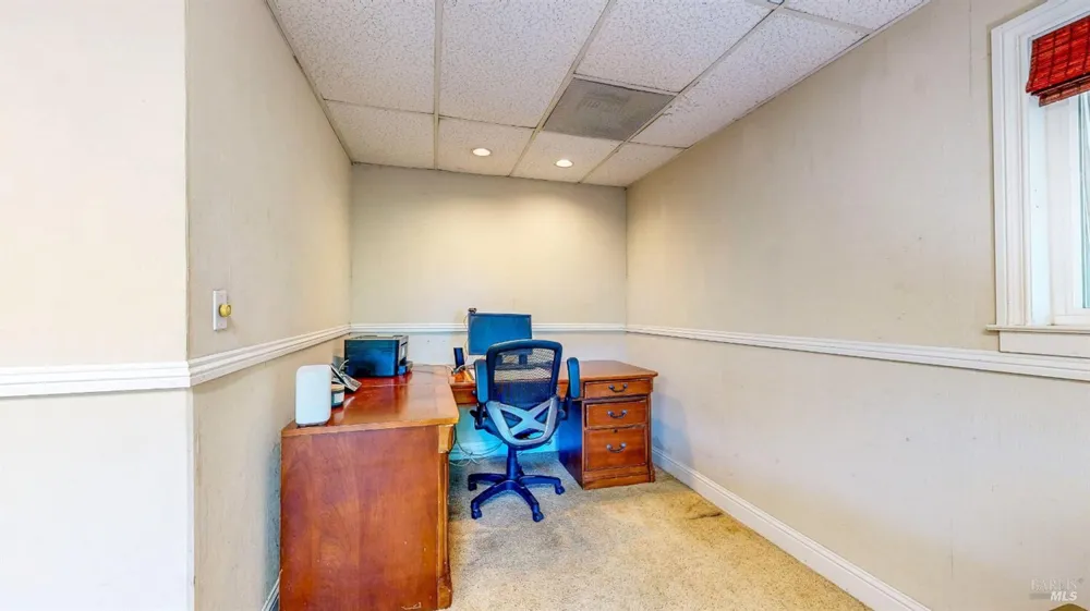 2142 Laguna Road Santa Rosa, CA 95401