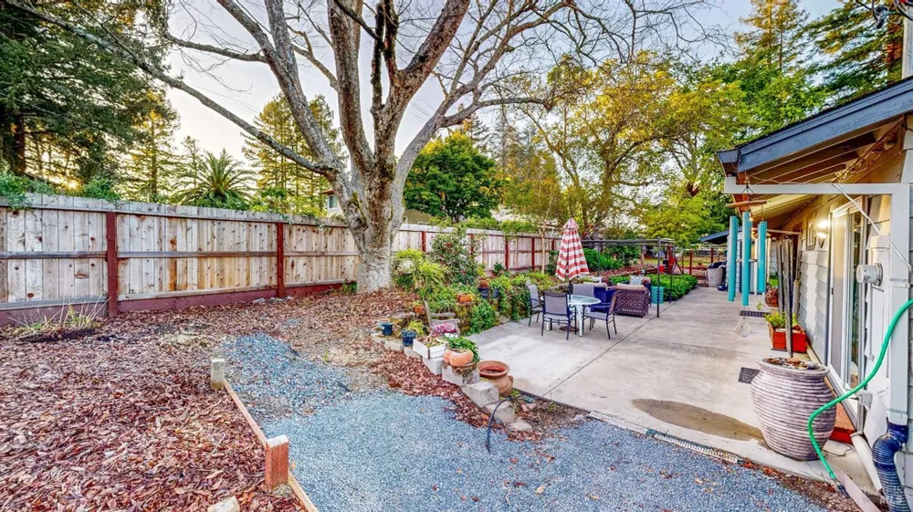 2142 Laguna Road Santa Rosa, CA 95401