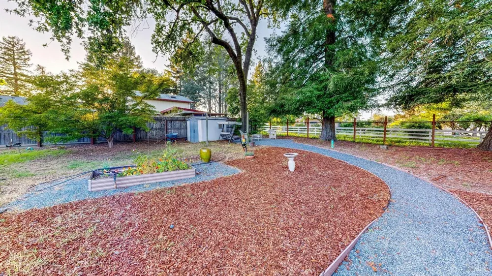 2142 Laguna Road Santa Rosa, CA 95401