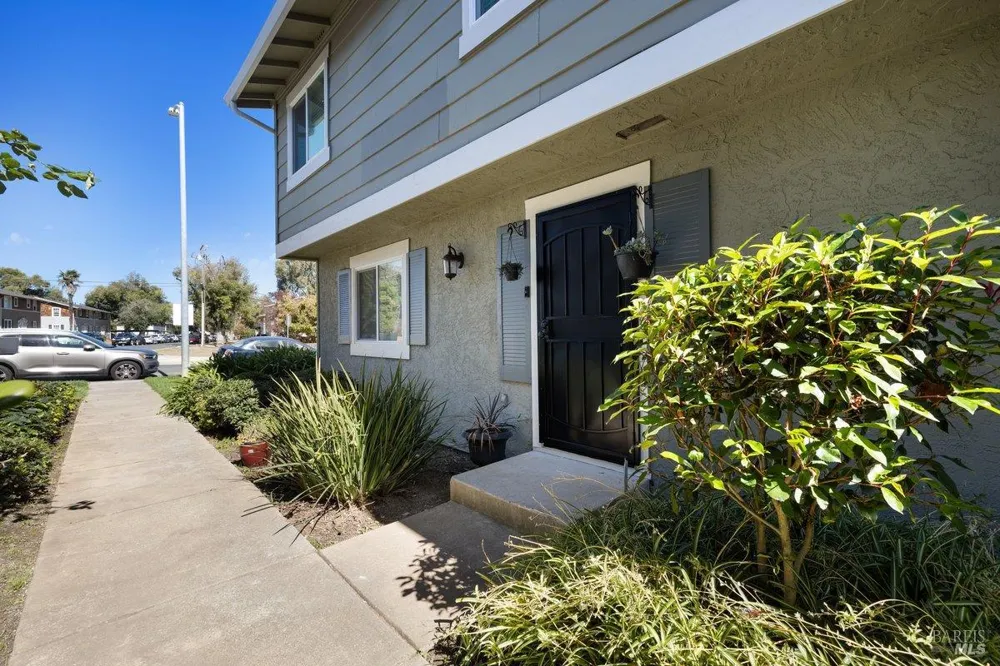5 Parrott Street Vallejo, CA 94590