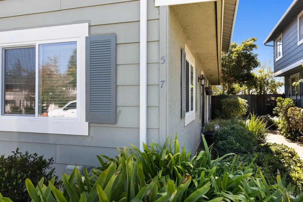 5 Parrott Street Vallejo, CA 94590