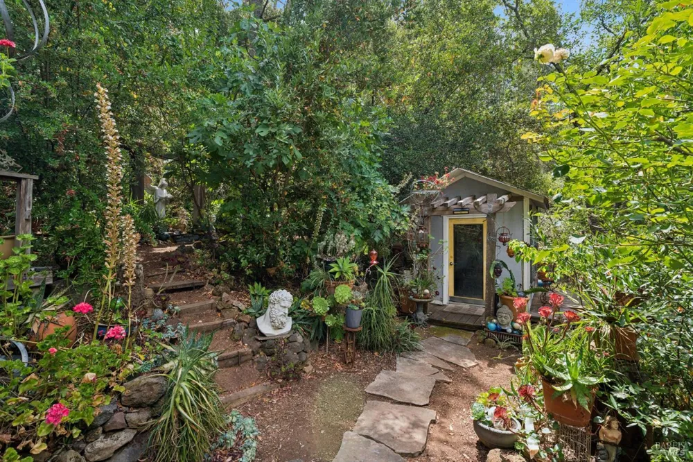 5444 Gates Road Santa Rosa, CA 95404