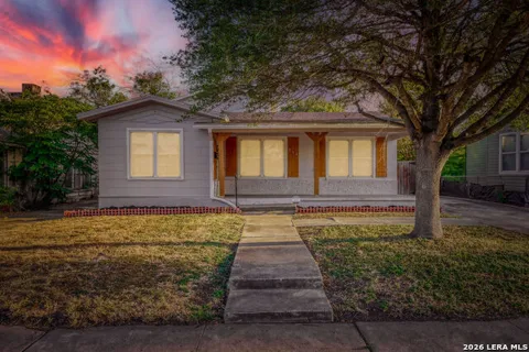 315 AVANT AVE