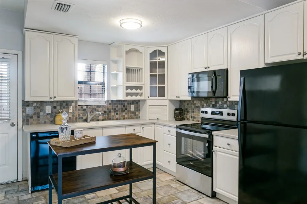 208 Samuel Boulevard #3N Coppell, TX 75019
