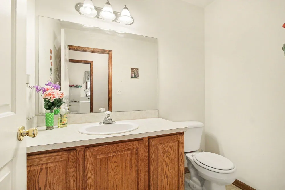 23853 Joey Drive Brownstown, MI 48134