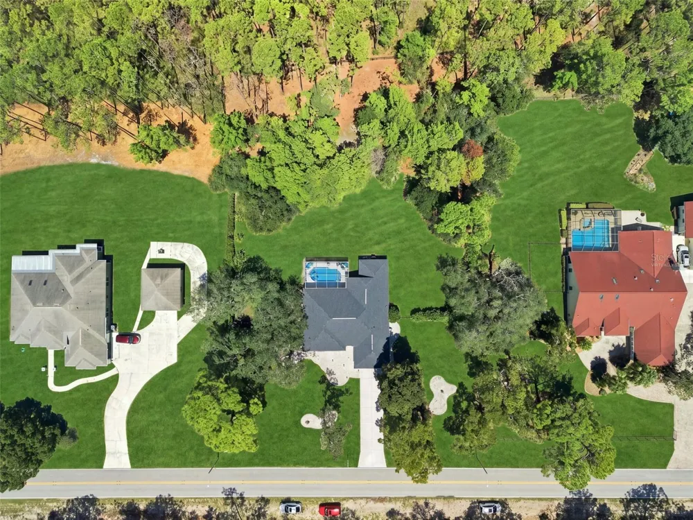 10261 WOODLAND WATERS BOULEVARD Weeki Wachee, FL 34613