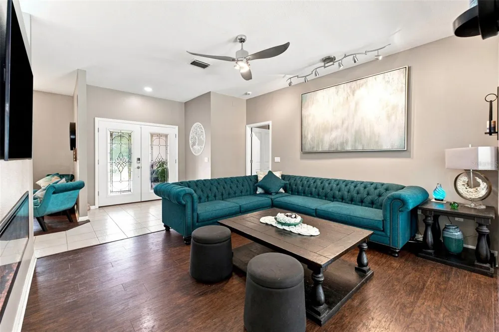10261 WOODLAND WATERS BOULEVARD Weeki Wachee, FL 34613