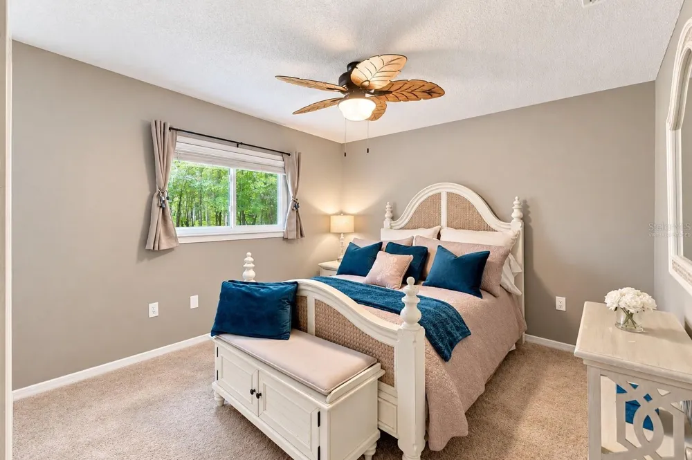 10261 WOODLAND WATERS BOULEVARD Weeki Wachee, FL 34613