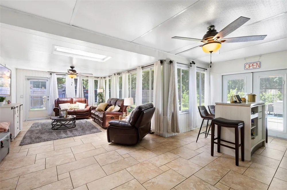 677 ADRIANE PARK CIRCLE Kissimmee, FL 34744
