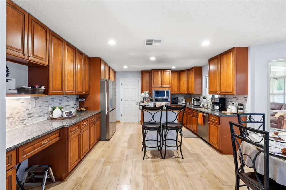 677 ADRIANE PARK CIRCLE Kissimmee, FL 34744