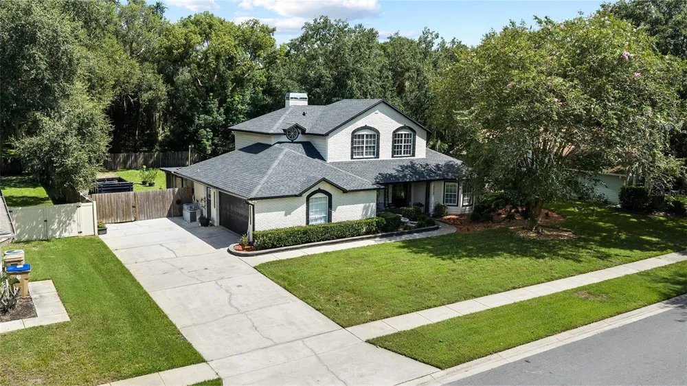677 ADRIANE PARK CIRCLE Kissimmee, FL 34744