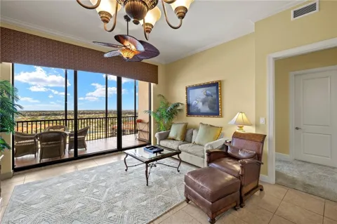5793 Cape Harbour Drive #1416