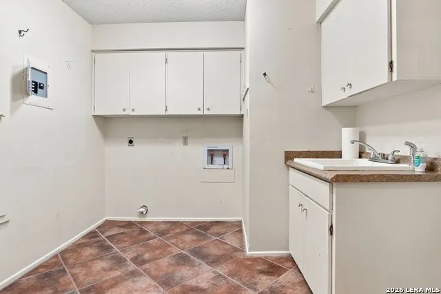 106 Bikeway Ln Shavano Park, TX 78231