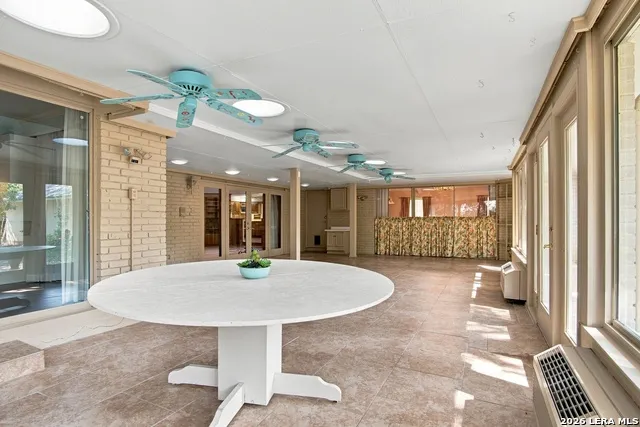 106 Bikeway Ln Shavano Park, TX 78231