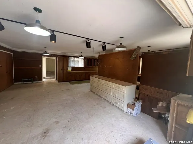 106 Bikeway Ln Shavano Park, TX 78231