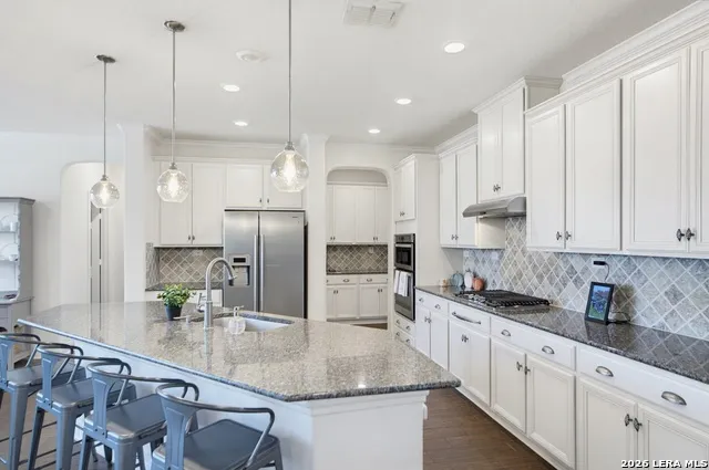 120 ROCKY PATH Boerne, TX 78006