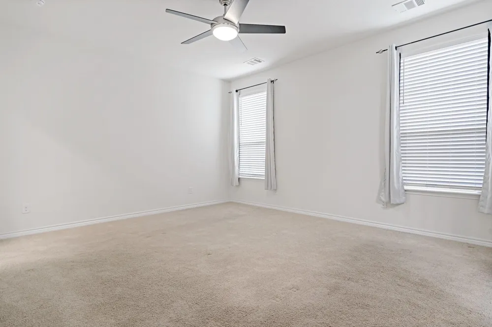 2632 Wesley Avenue Aubrey, TX 76227